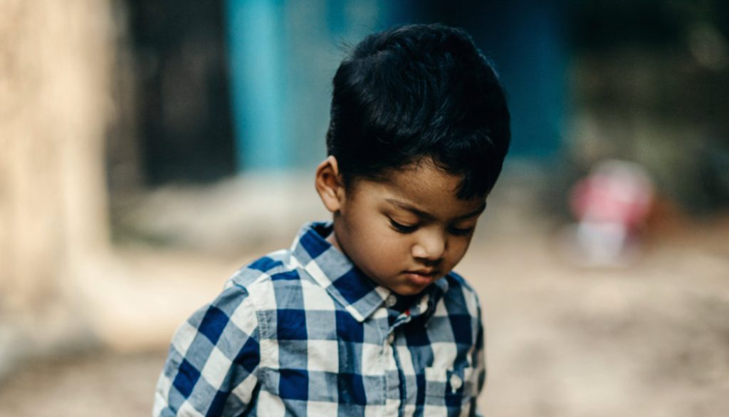 boy-blue-checkered-shirt1200x600