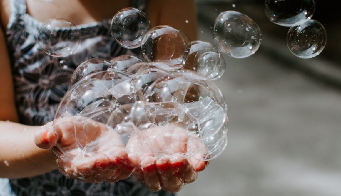 hand-bubbles12x6